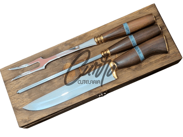 Conjunto Churrasco Elmo Faca Garfo Chaira Caixa Amadeirada 8&quot;