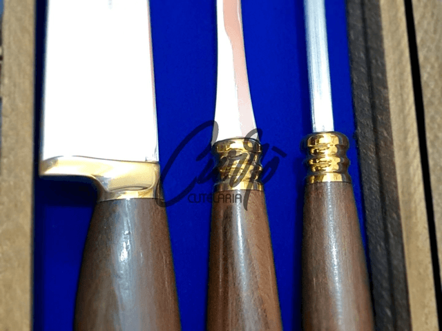Conjunto Churrasco Elmo Faca Garfo Chaira Caixa Amadeirada 8"