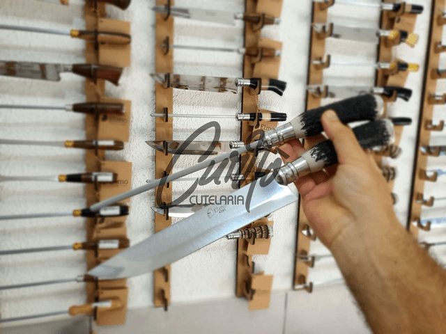 Conjunto Churrasco Faca Chaira Elmo Cabo Resina Tipo Cervo 9"
